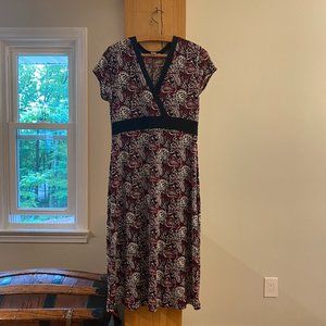 Dressbarn short sleeved casual dress